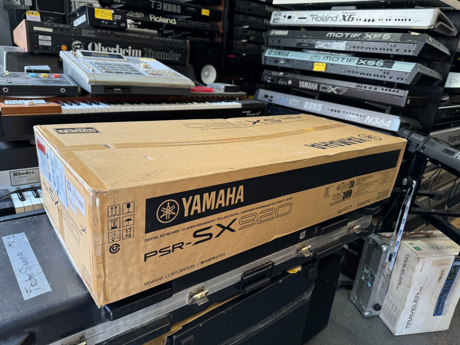 [新品-輸入] Yamaha PSR-SX920 61鍵キーボード。安い高級品 新品-輸入] Yamaha PSR-SX920 61鍵キーボード。安い高級品