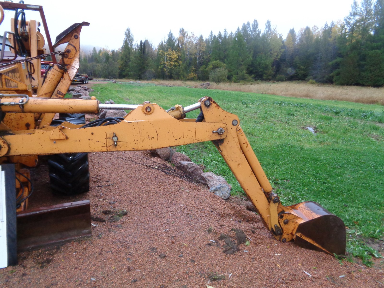 CASE  760 trencher  backhoe. cable plow. 6 way blade . 4 wheel steer.