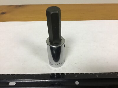 New Armstrong 1/2  X 1/2  Drive Hex Drive Socket, 12-717