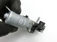 Mercedes X253 15-19 Kombi Fensterhebermotor Links Hinten Mercedes X253 15-19 14.09.2015 935442 gebraucht Vorschau 4