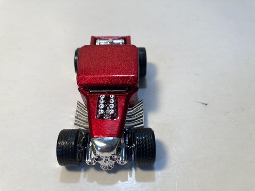 Loose Hot Wheels Bone Shaker CUSTOM. Supreme graphics, Real Riders