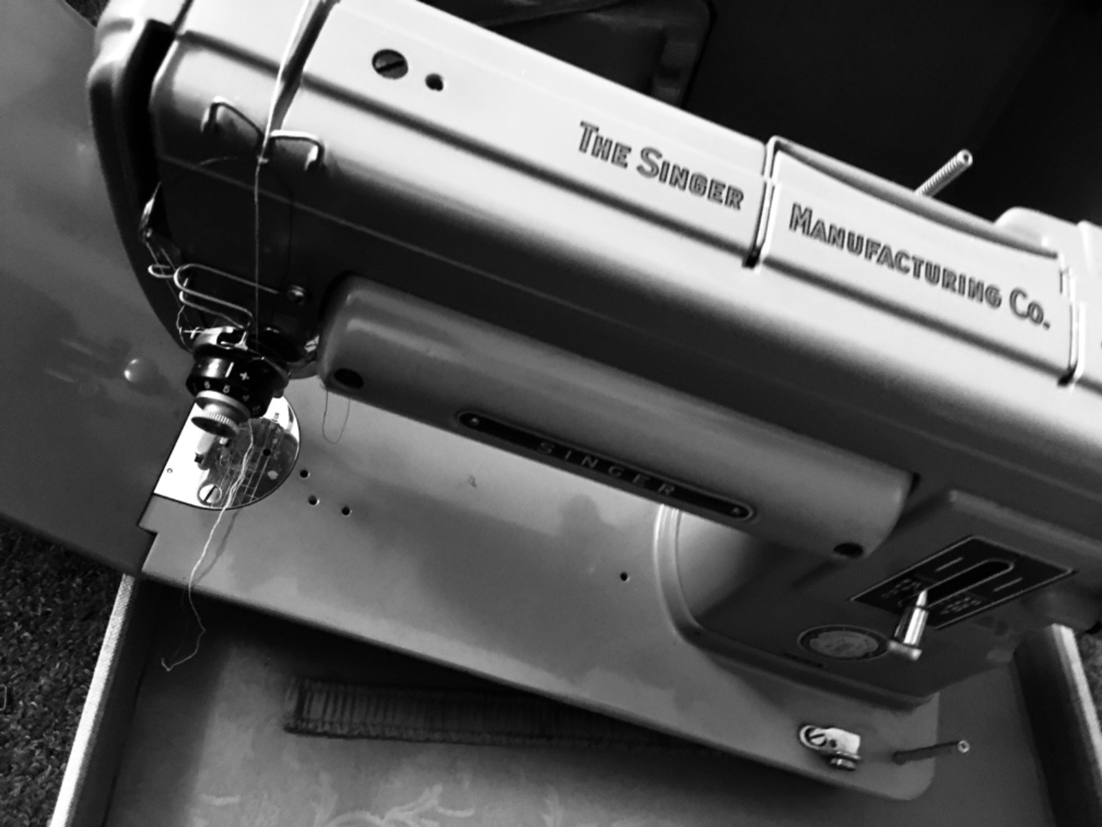 301A SINGE SEWING MACHINE