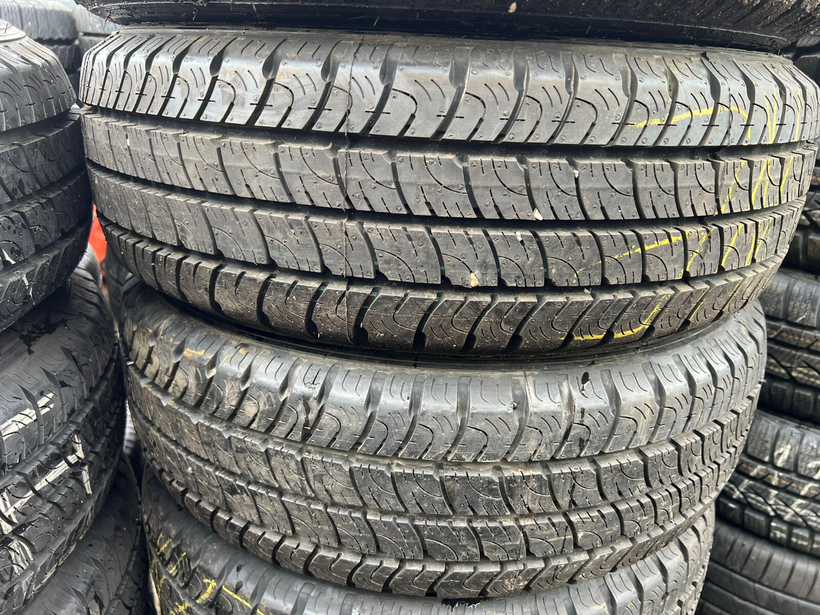 New 205 65 16C Goodyear, Marathon Cargo, 107/105T (F1_tyres) YD002