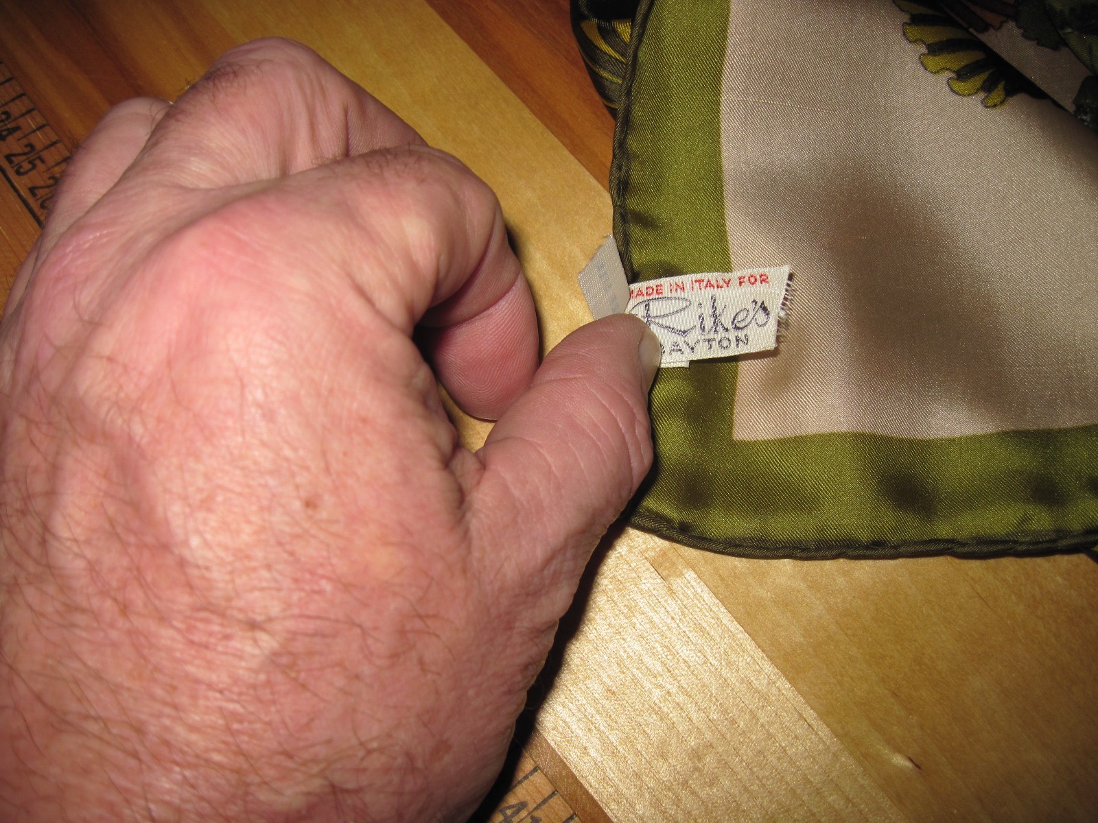 Vtg 1960's-70s Pure Silk Scarf Made in Italy 25