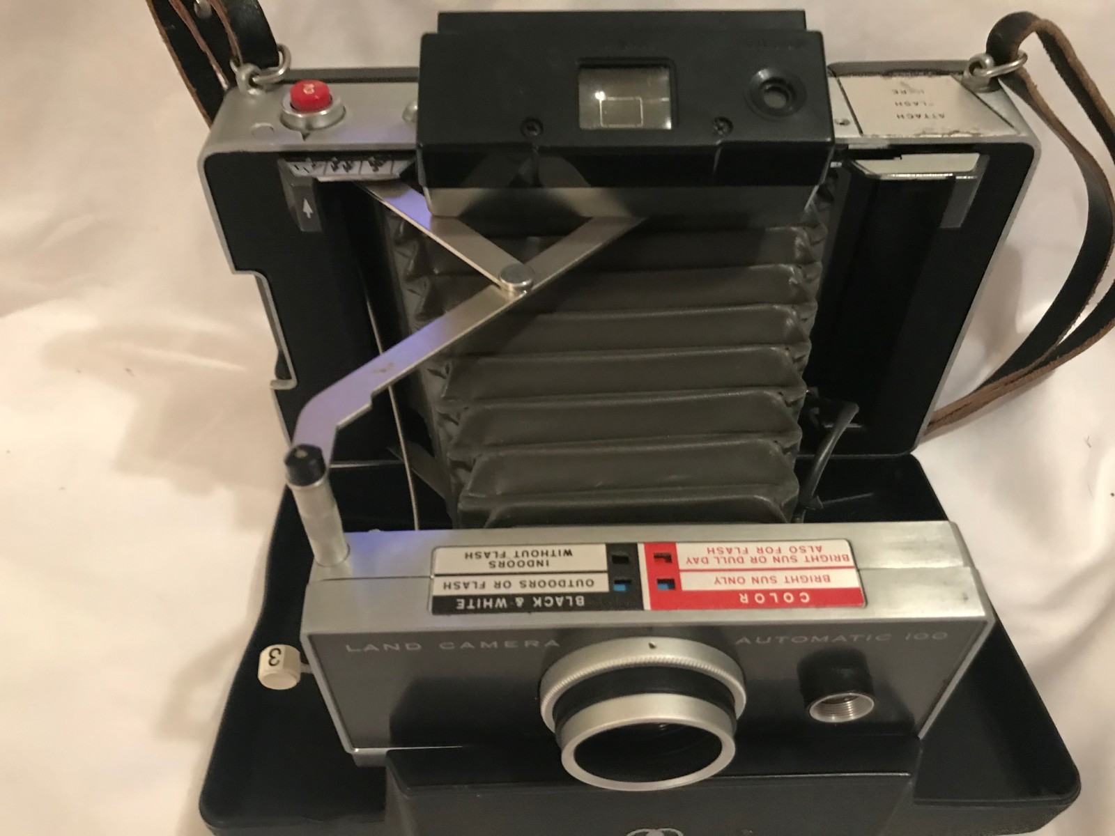 Vintage Polaroid Camera - Automatic 100 Land Camera Untested