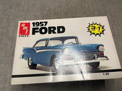 AMT ERTL 1957 Ford Fairlane 1/25 Scale Model Car Kit #6584 FACTORY SEALED Bags