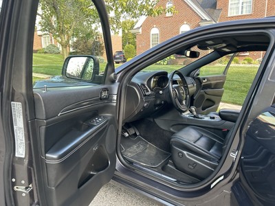 image 3 of interior