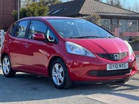 HONDA JAZZ 1.4 i-VTEC ES 5dr  Beautiful car Superb Service Record