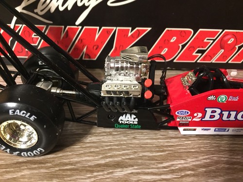 Action Kenny Bernstein Budweiser King Racing 1:24 Top Fuel Dragster Signed Card