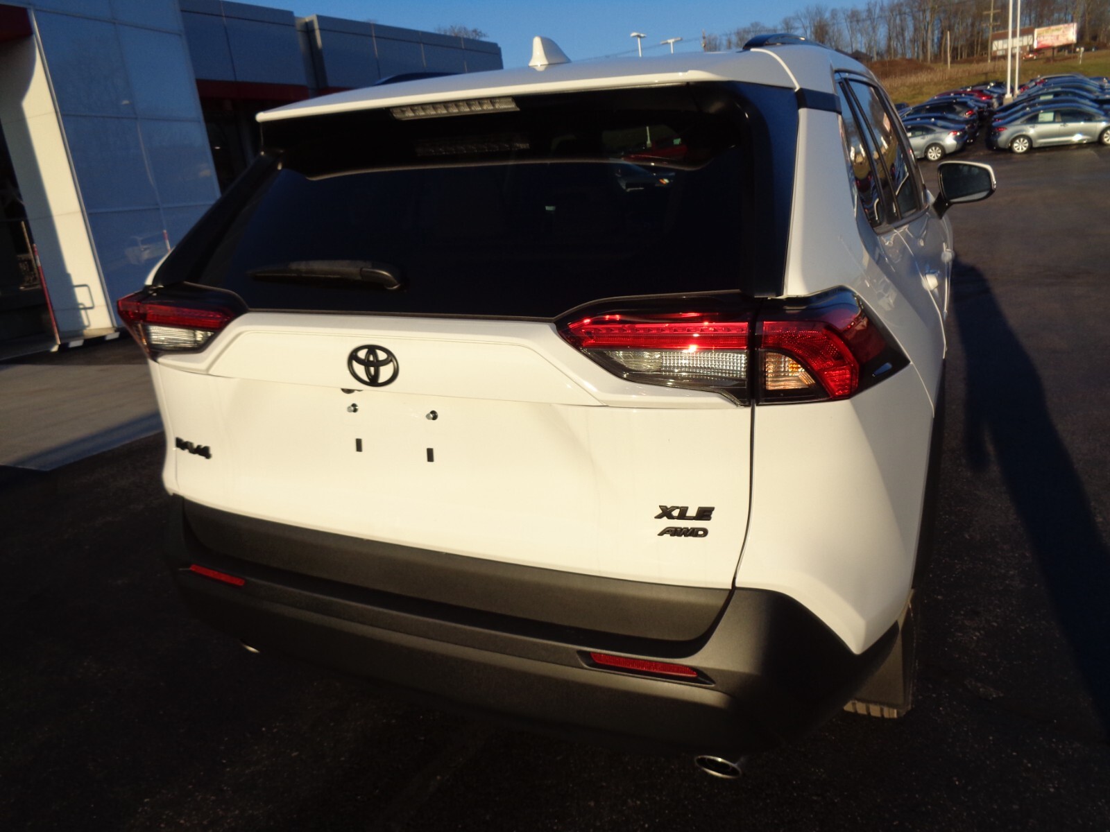 Brand New 2024 Toyota Rav4 Xle All Wheel Drive White Moonroof Heated