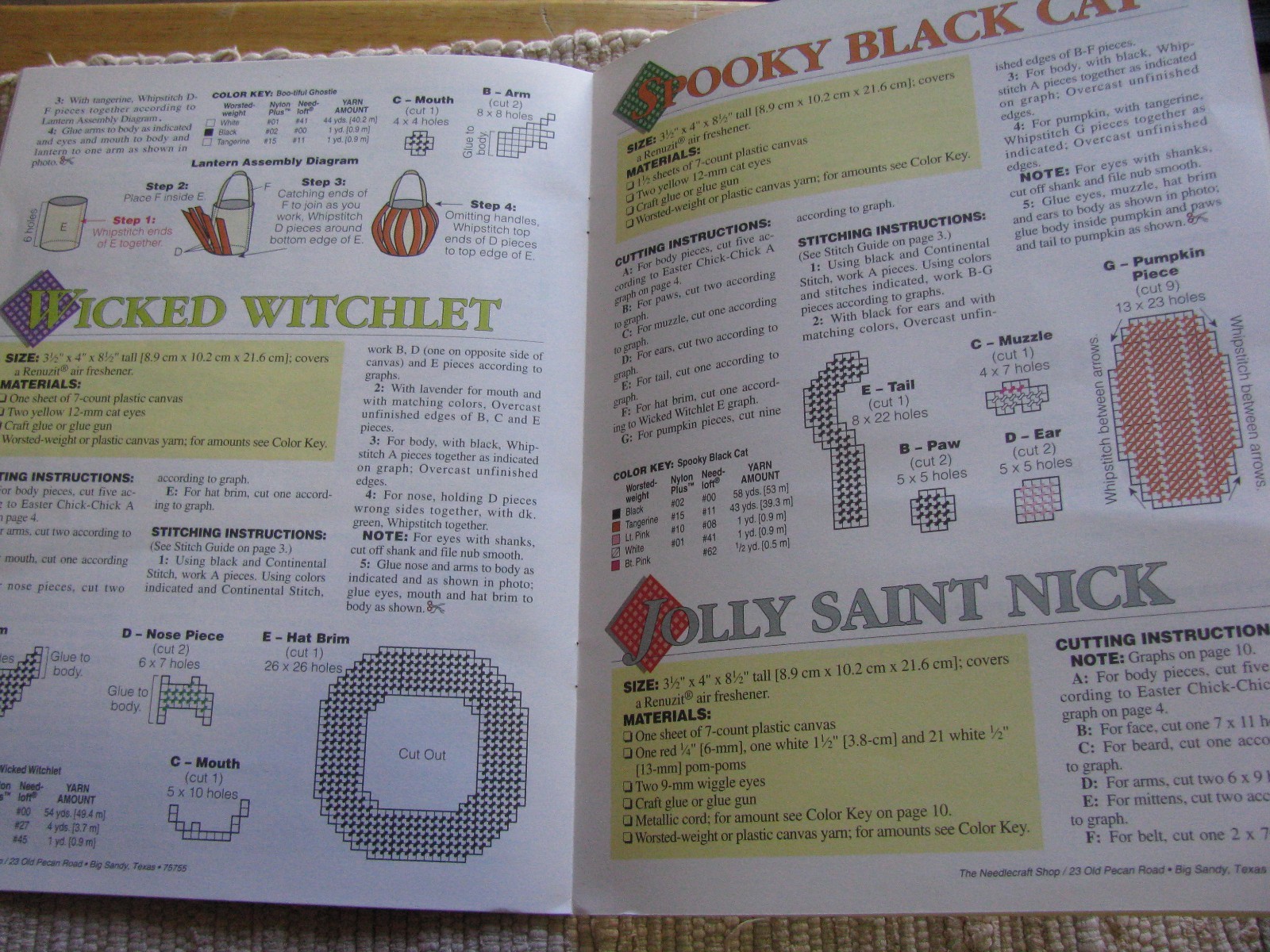 The Needlecraft shop plastic canvas Holiday Air Fresheners Booklet # 953947 HTF