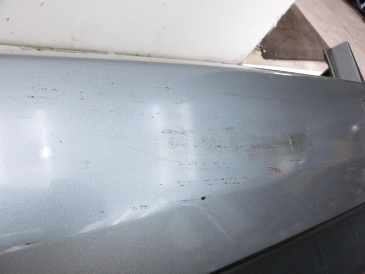 Audi A4 8E 04-08 Kombi Stoßstange Stoßfänger Heckstosstange Hinten LY7G Audi A4 8E 04-08 12.09.2005 8E9807303A gebraucht Bild 5
