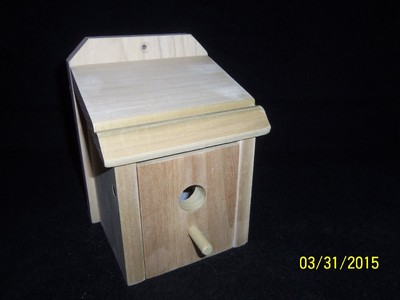 NEW ,SINGLE WREN BIRD HOUSE, UNFINISHED POPLAR (  U S A )