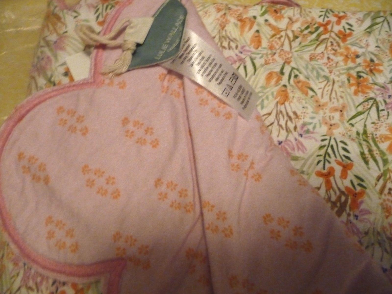Anthropologie Lulie Wallace Pleasing Poppies Poppy PINK GREEN Toddler Crib Quilt