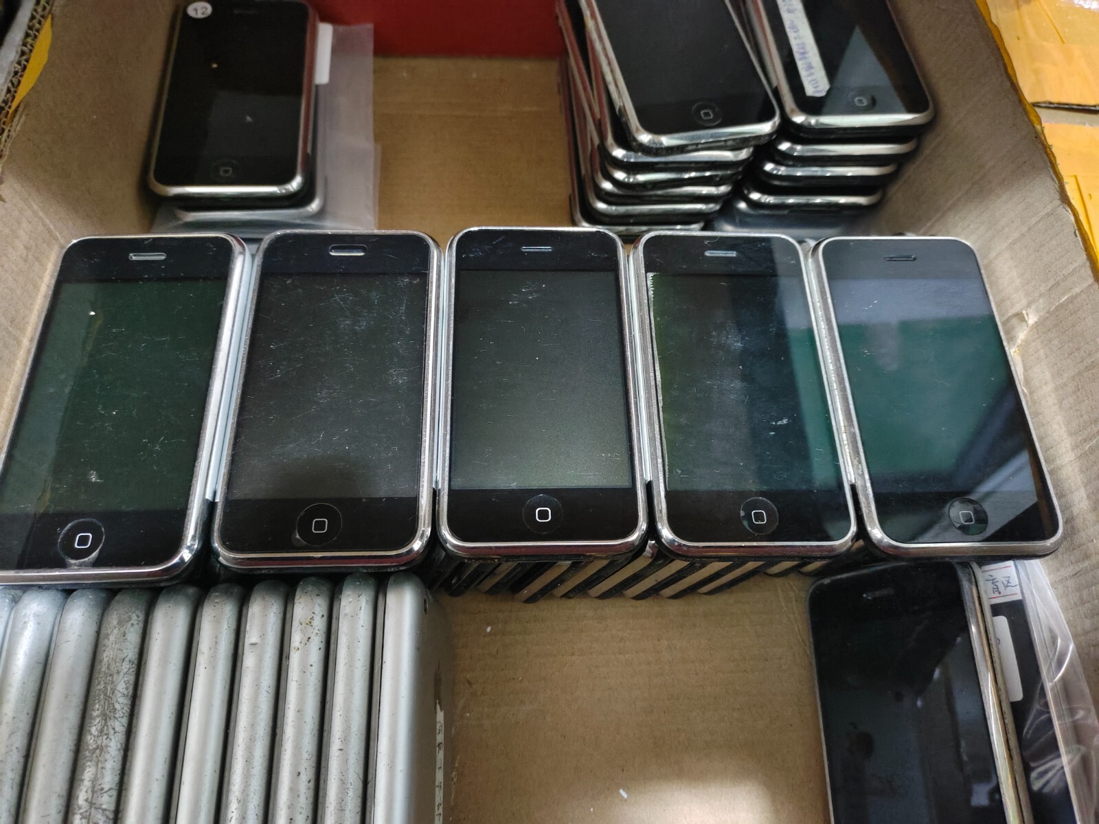 Apple iphone(1st generation) iphone 2G 4GB Apple's first