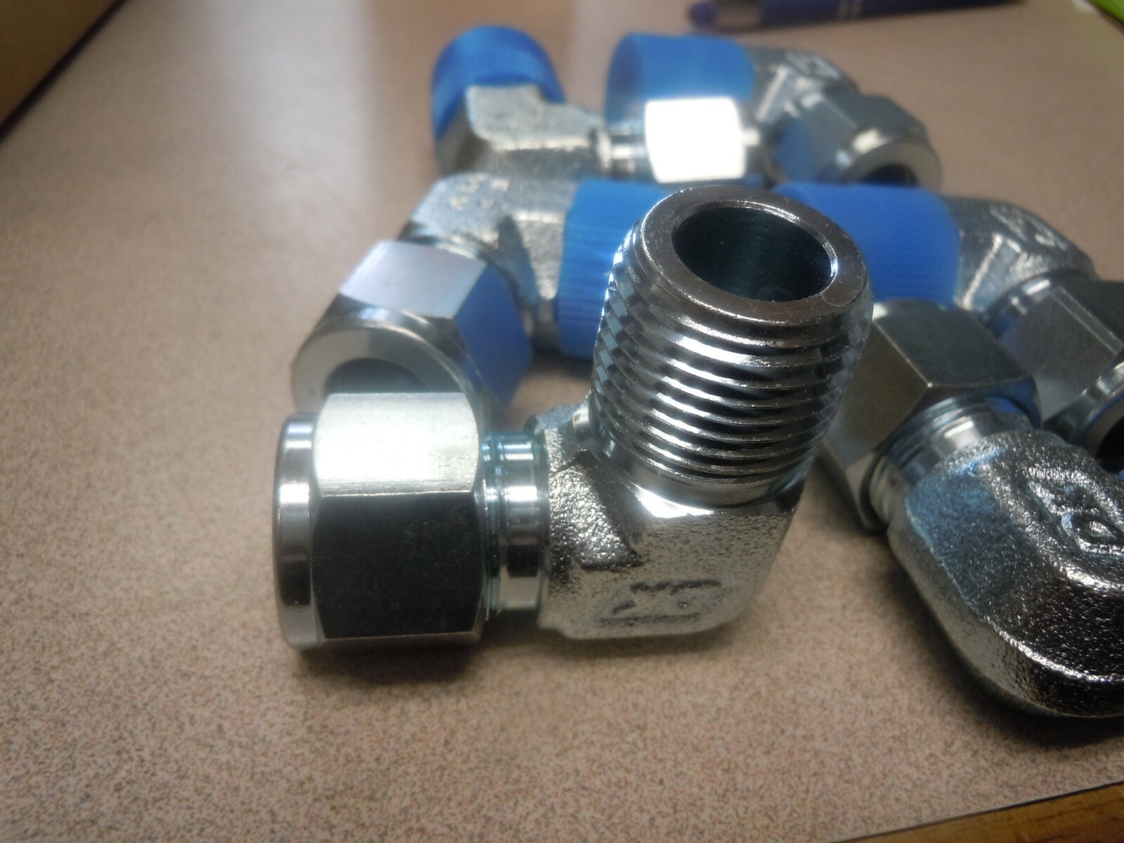 Lot of 6 DK-LOK, 1/2