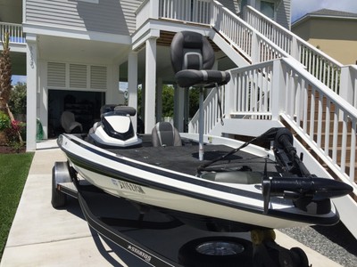 2014 Stratos 189 VLO Bass Boat