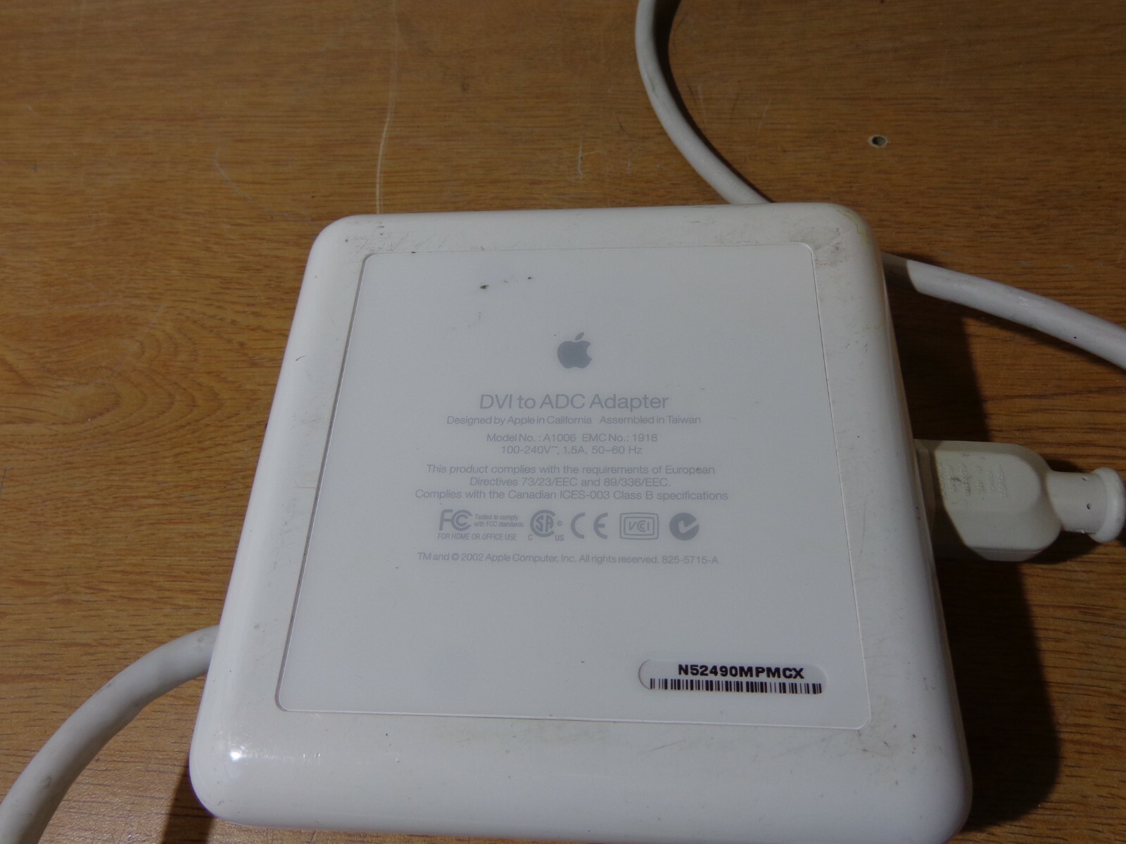 DVI to ADC 変換機 Apple Cinema Display 用 Authentic Apple DVI to ADC Monitor Display Adapter M8661LL/B
