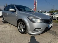2012 Kia Ceed 1.6 CRDi 3 5dr Auto HATCHBACK Diesel Automatic