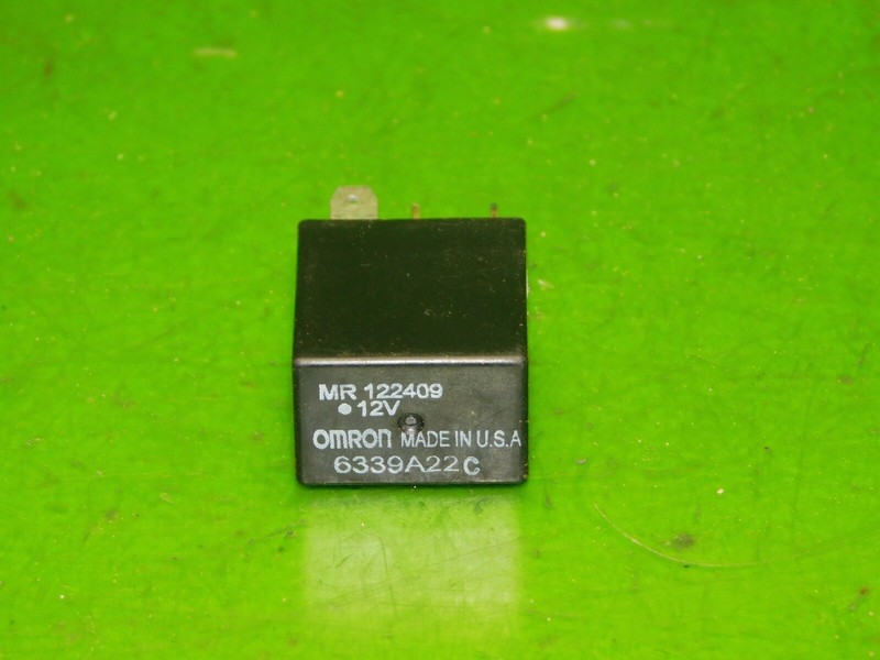 95-99 Eclipse GST OEM MR122409 6339A22C 12V multi control relay unit Mitsubishi