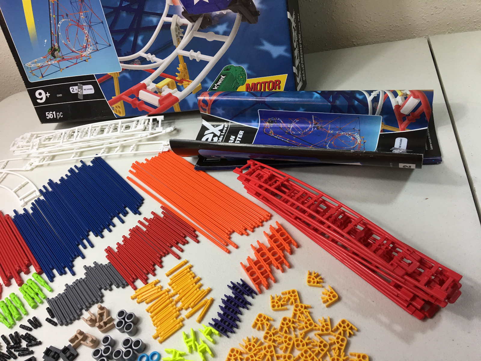 K'NEX All American Roller Coaster 561pc w/ instructions - motor tested/works