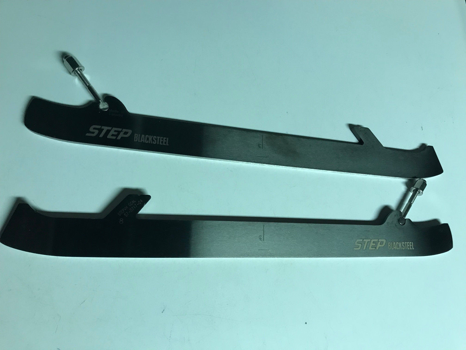 сталь на коньках. толщина лезвия коньков для фигурного катания.