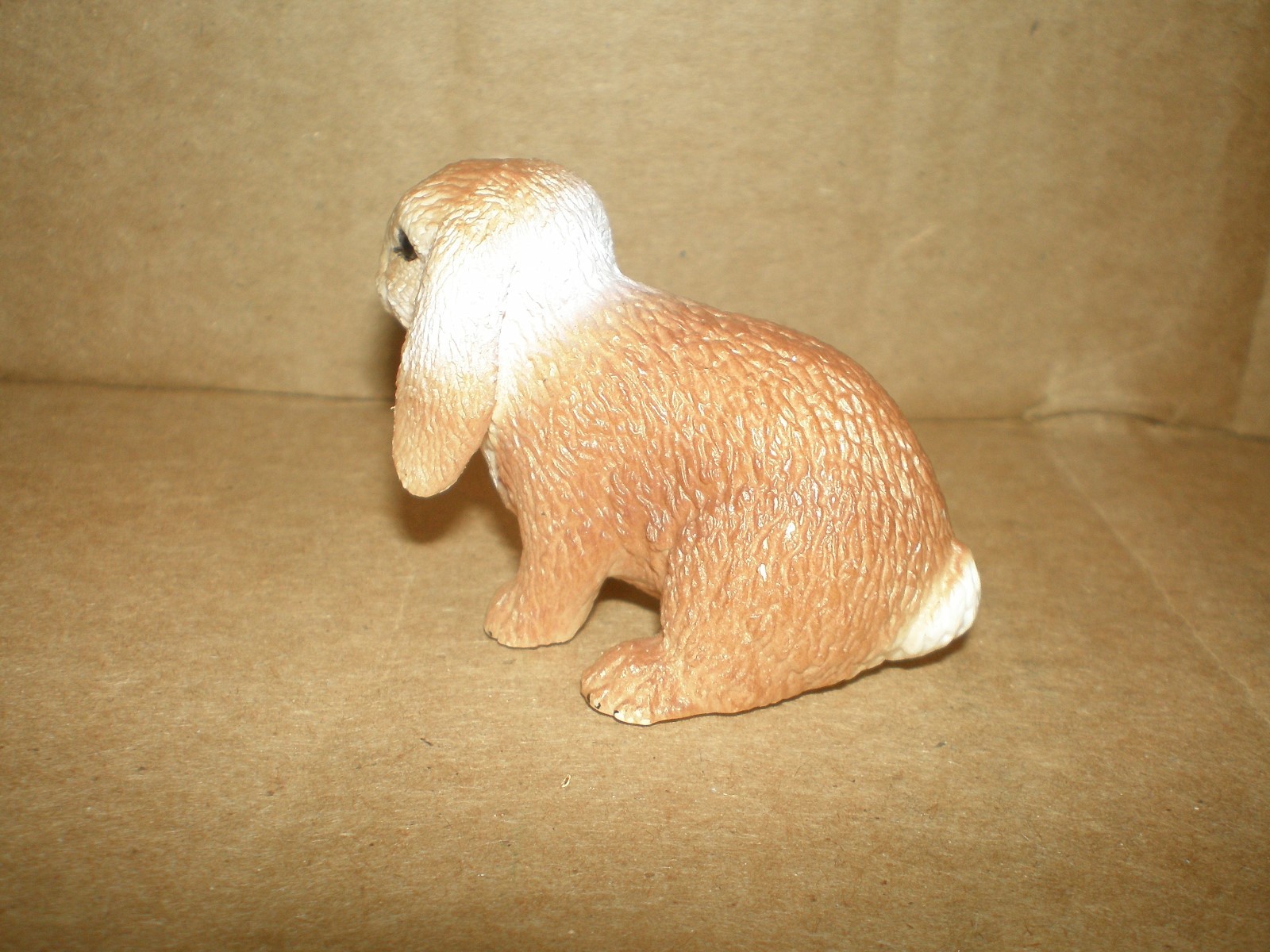 Schleich 2005 Dwarf Lop eared Rabbit Bunny 14415~ Hard to find! ~ figurine toy