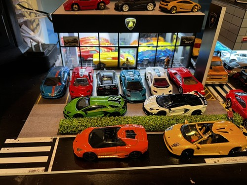MINI GT LAMBORGHINI AVENTADOR SVJ 1/64 DIECAST CAR VERDE