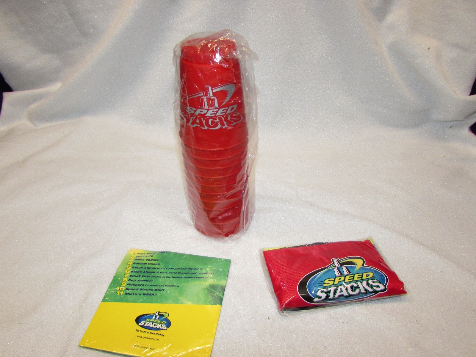 Speed Stacks Stacker Cups Game Official Cup Of The WSSA 12 Pcs Red Carrying Case