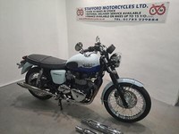 Triumph Bonneville 865 T100 STAFFORD MOTORCYCLES LIMITED