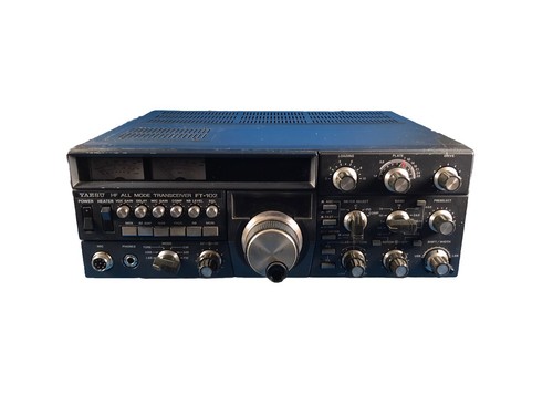 美品　Yaesu FTH-102 トランシーバー 2台セット　ca-1 通話⭕️ 美品 Yaesu FTH-102 トランシーバー 2台セット ca-1 通話⭕️