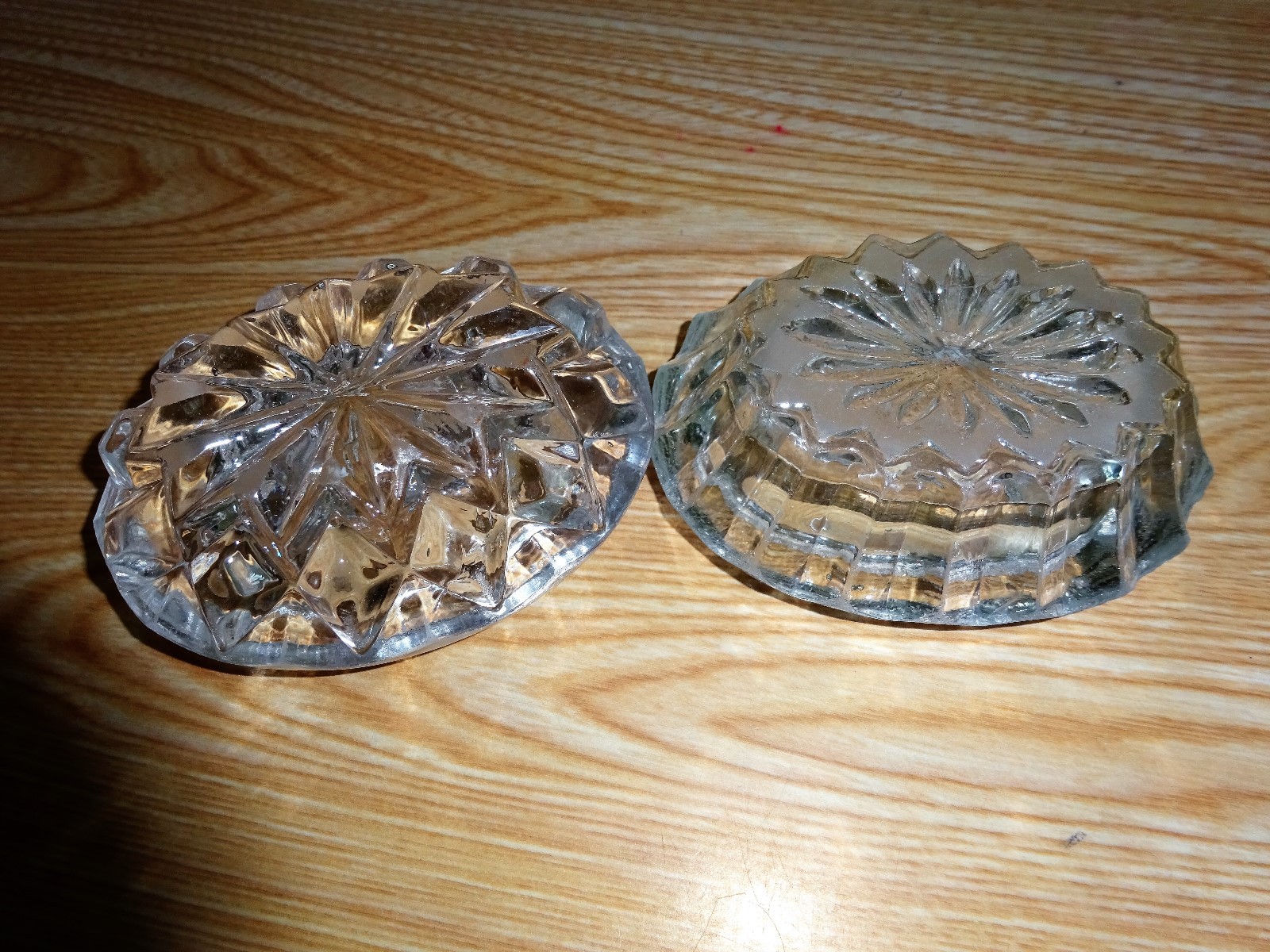 Lot of 2 vintage trough salt cellars with oval patterrn, 1 
