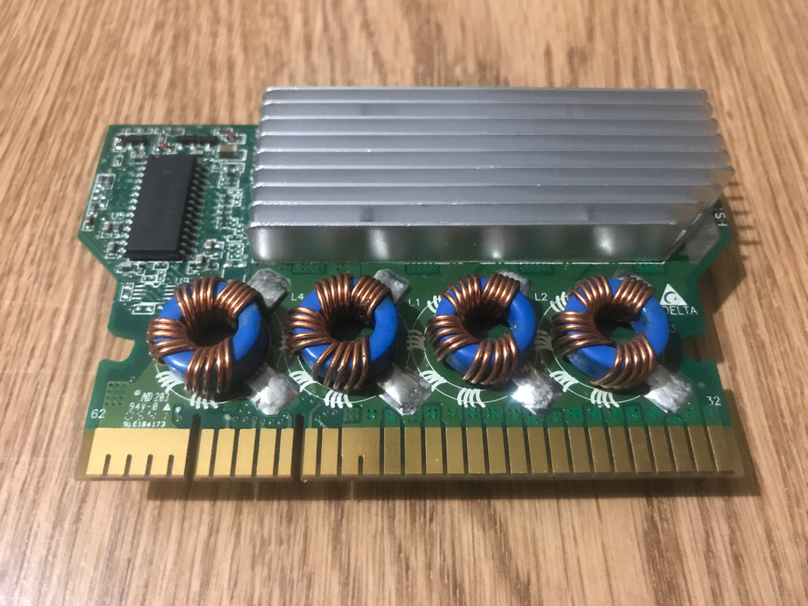 HP Voltage Regulator Module 12V (347884-001 367239-001)