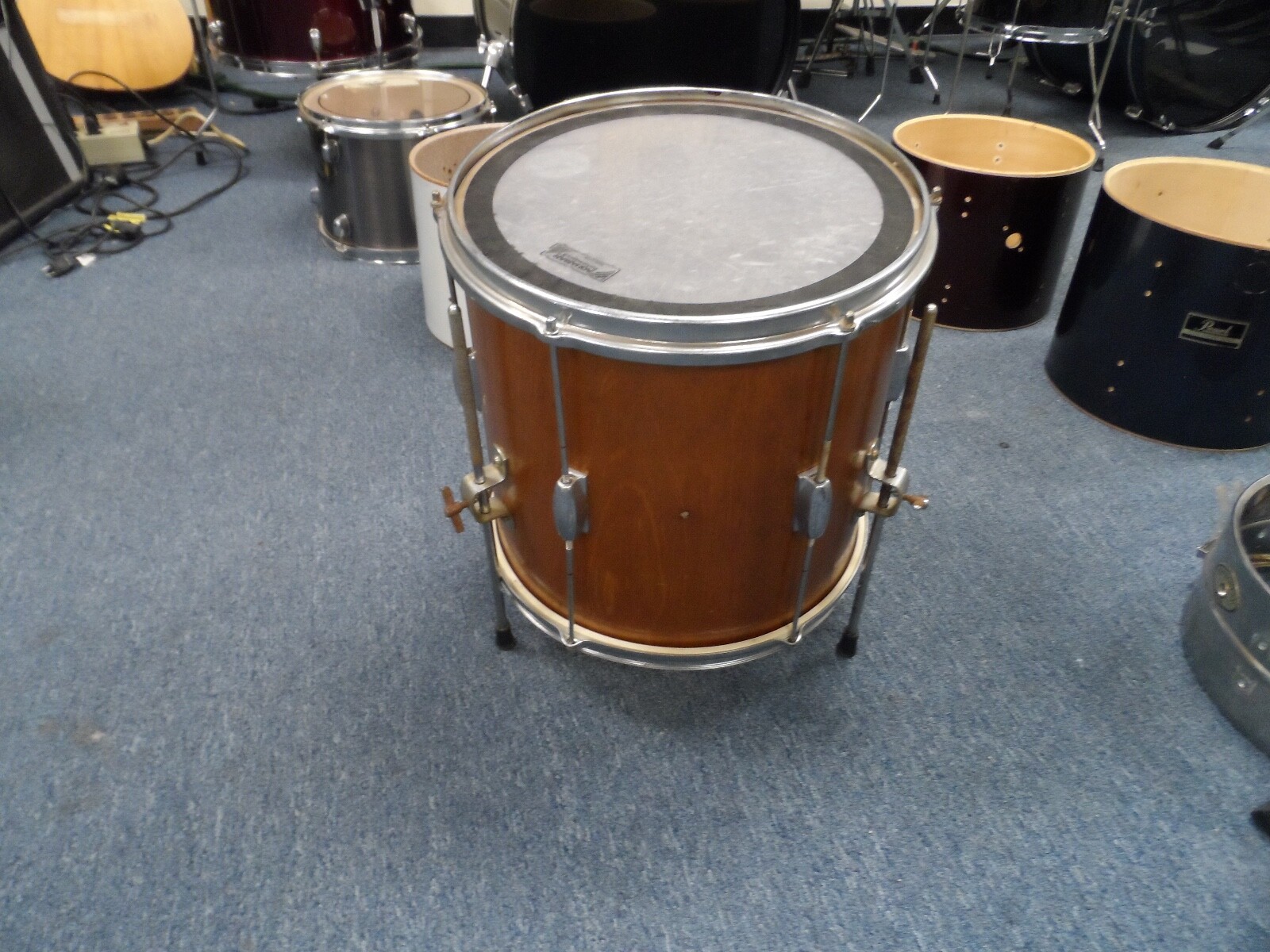 Slingerland 14 dia by 14 floor tom drum brown lacquer 70's USA