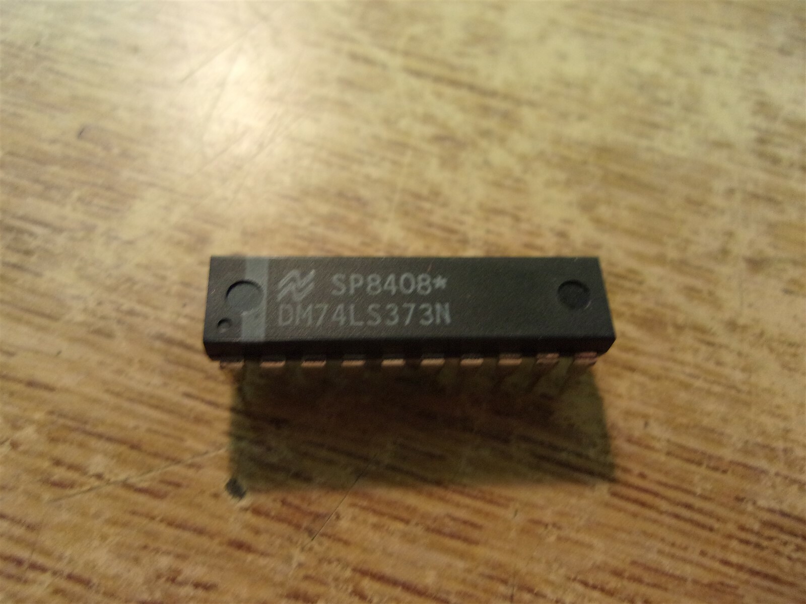 NEW Integrated Circuit IC SP8408 DM74LS373N 20-Pin *FREE