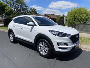Tuscan машина hyundai
