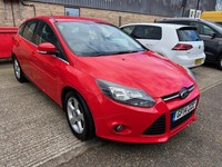 2014 Ford Focus 1.6 125 Zetec Navigator 5dr Powershift HATCHBACK Petrol Automati