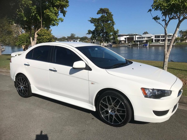 Mitsubishi lancer lx