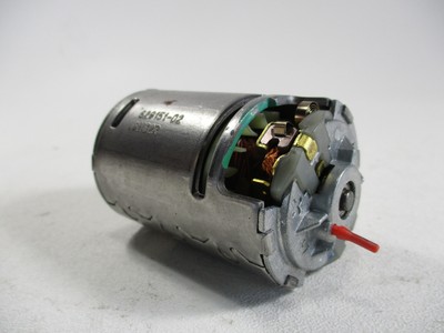 New Genuine OEM DeWalt 629151-02SV Motor and Pinion Replacement Part