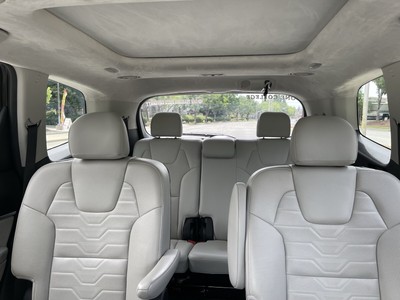 image 3 of interior