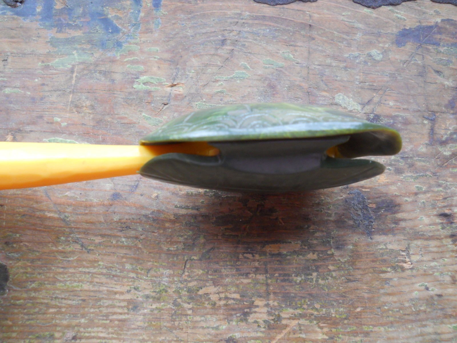 VINTAGE PLASTIC CELLULOID BABY TOY TURTLE SHELL RATTLE