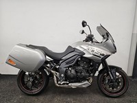 TRIUMPH TIGER SPORT 1050 **HAS MOT UNTIL JAN 2027 - PANNIERS - CRUISE CONTROL **