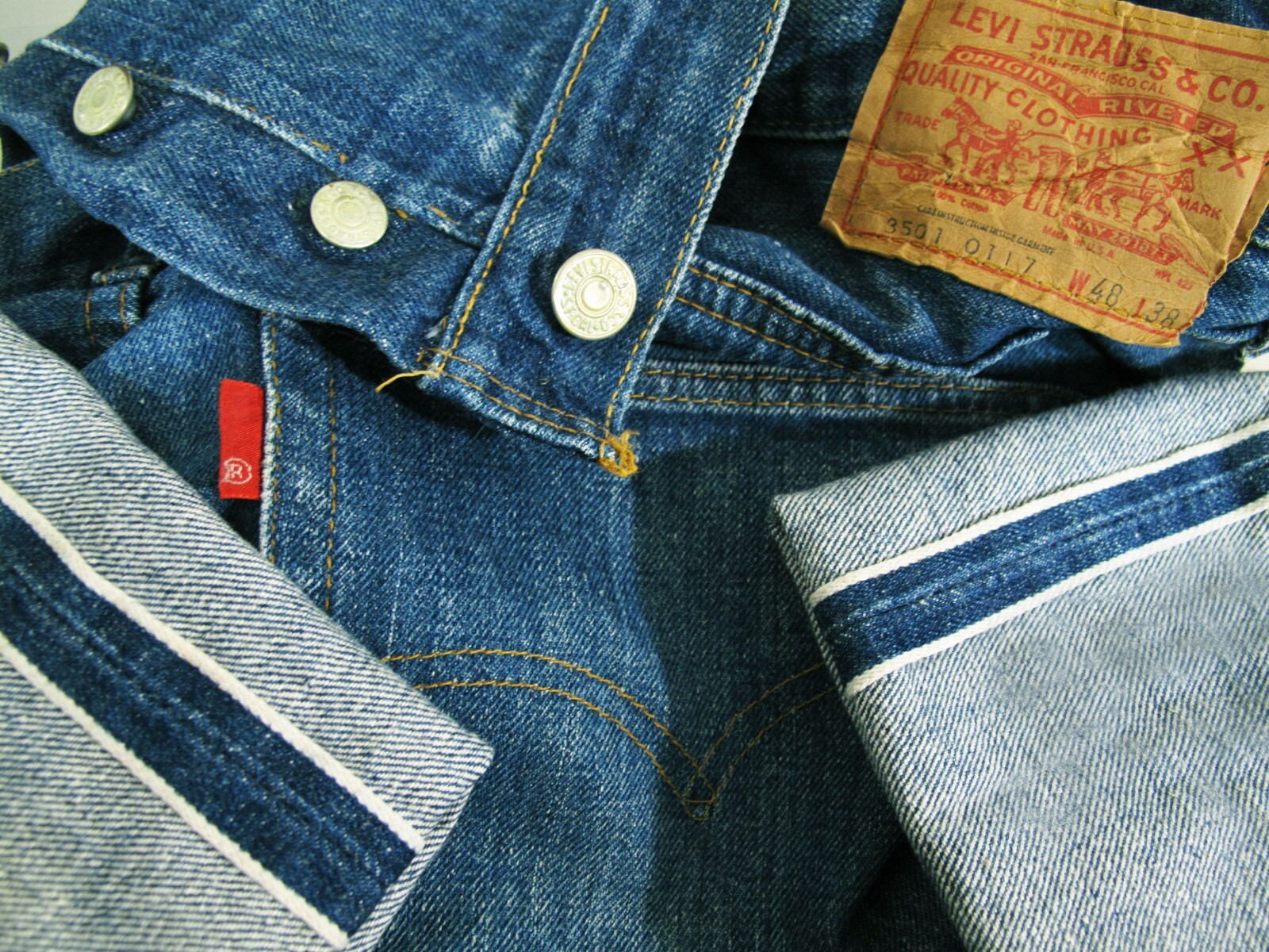 HOT VTG 80's Men's USA LEVI'S 501 SELVEDGE 6 DOTS R TAB HOT VTG 80's Men's USA LEVI'S 501 SELVEDGE 6 DOTS R TAB