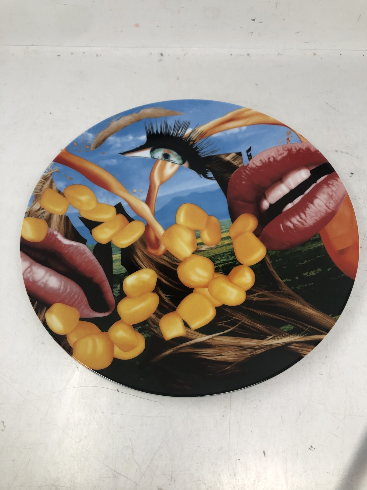 Jeff Koons Bernardaud Lips Limited Edition Porcelain Plate 0788/2500 2012