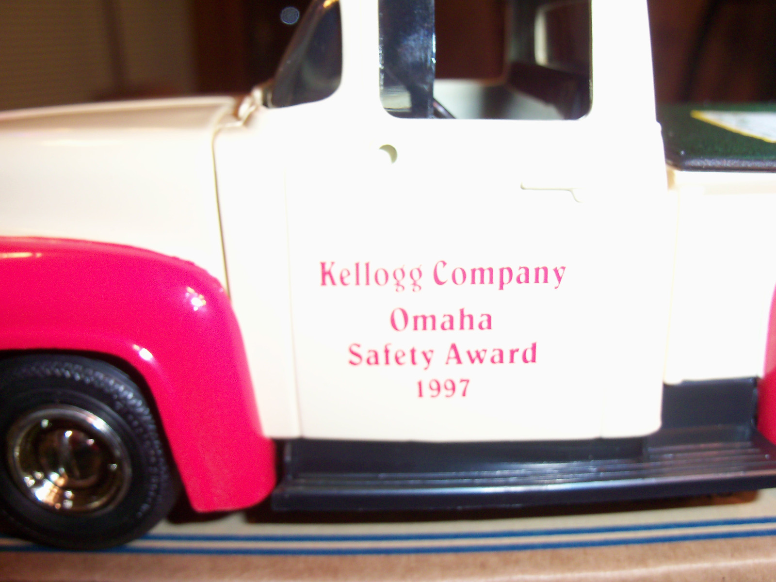 KELLOGG'S CEREAL EMPLOYEE INCENTIVE COLLECTABLE DIE CAST 1956 FORD PICKUP BANK