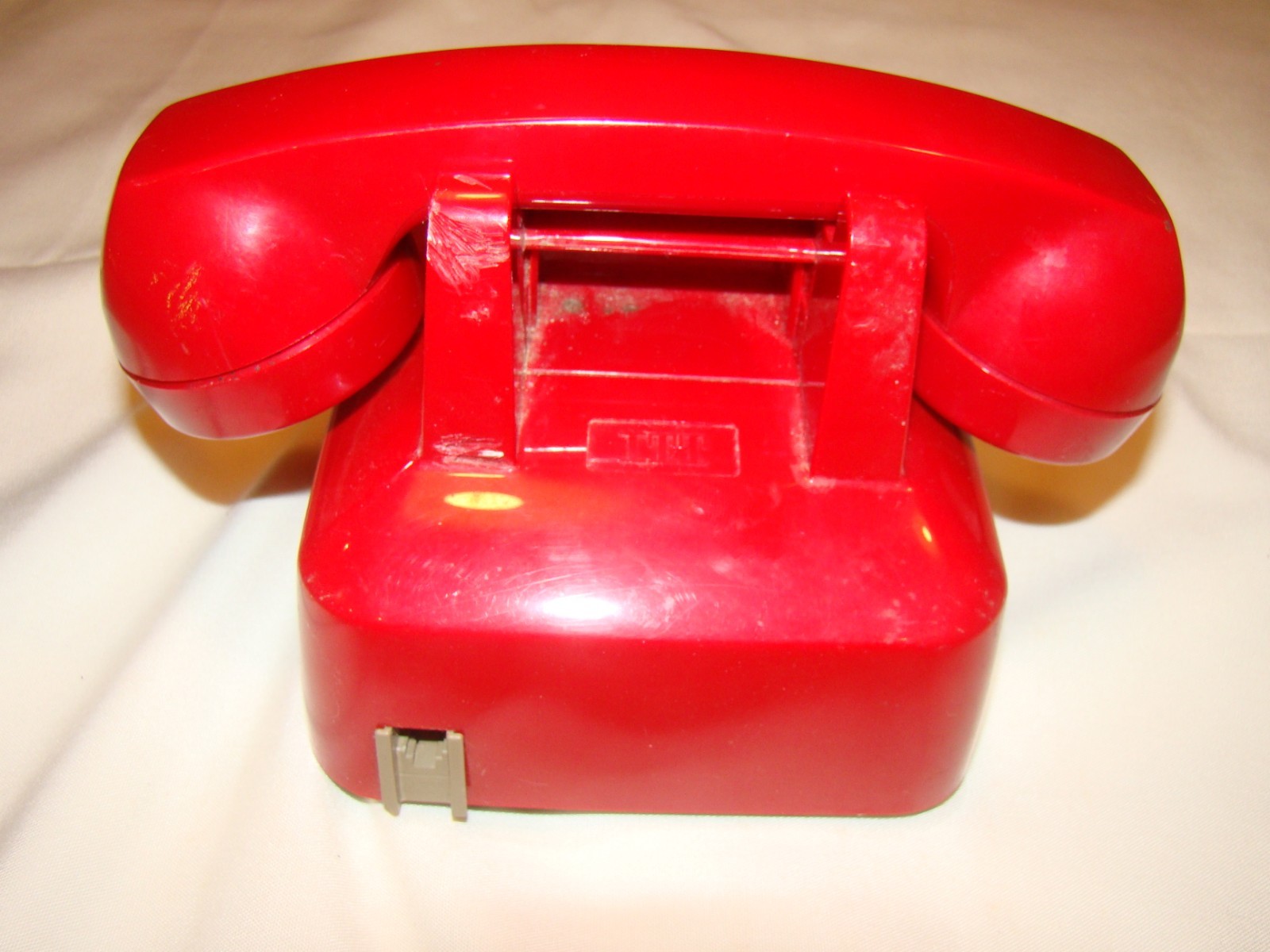 Vintage RED Push Button Touch Tone Telephone ITT Corporation Phone 1988