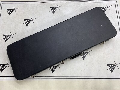 Roadrunner Universal Electric Guitar Hard Shell Case