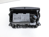 Mercedes W246 B220 11-14 Ablagefach Staufach Fach 12V 15A Steckdose Mercedes W246 B220 11-14 30.04.2013 A2466802050... Vorschau 4