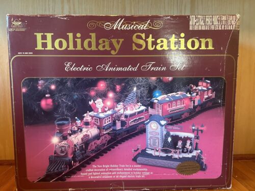 New Bright “The Holiday Express” 2000 Animated Train Set New Bright “The Holiday Express” 2000 Animated Train Set