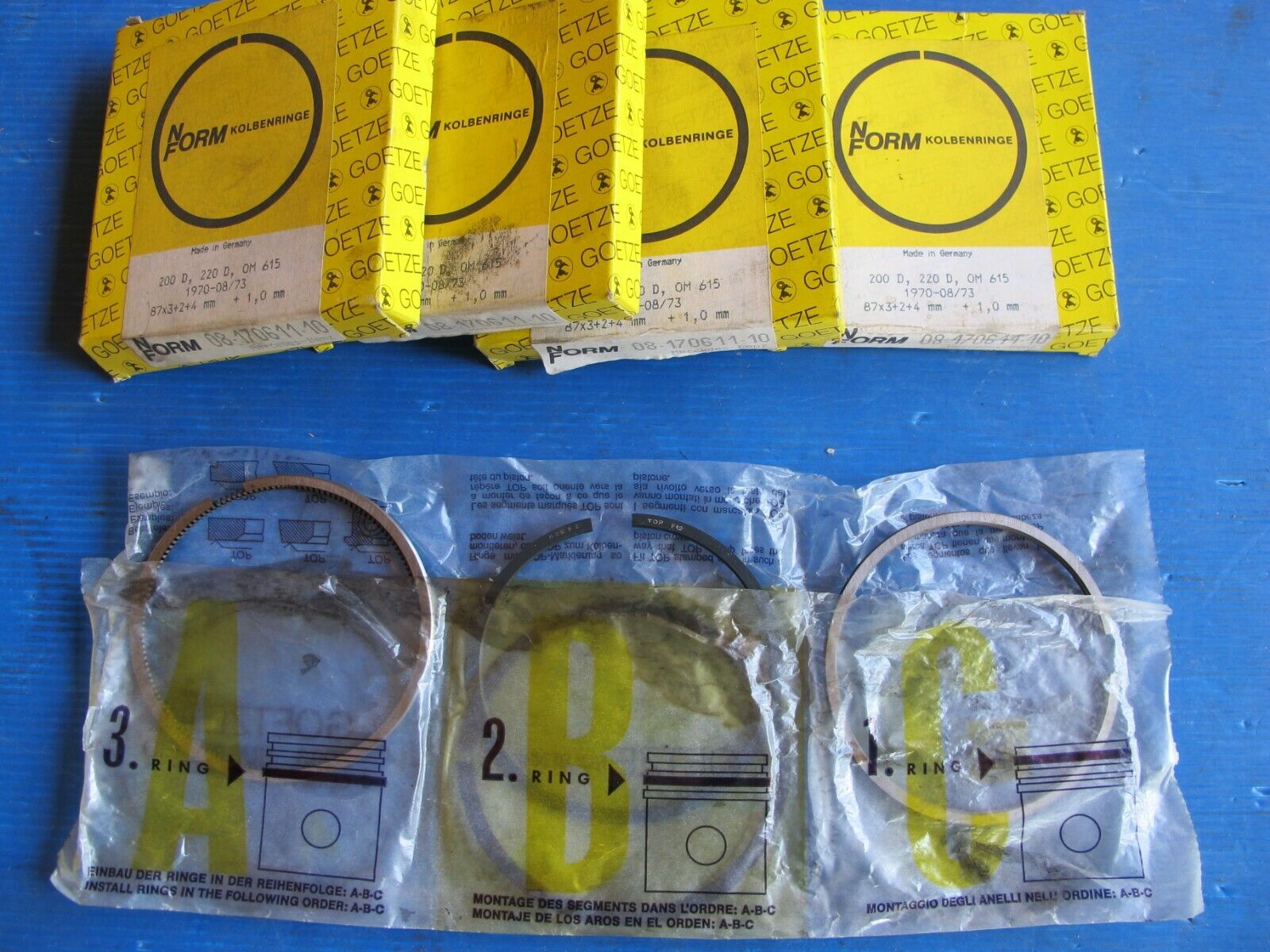 Goetze Engine Piston Rings Set For Mercedes 200 D, 220 D Goetze Engine Piston Rings Set For Mercedes 200 D, 220 D